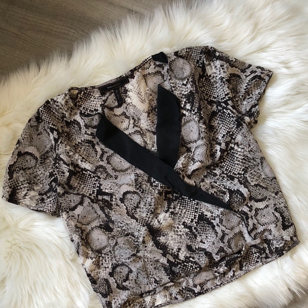 BCBGMAXAZRIA silk snakeskin pattern top